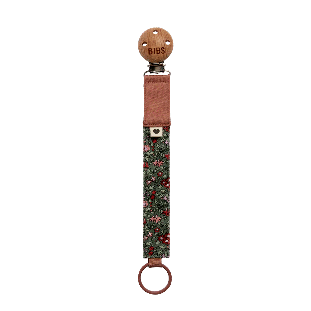 Pacifier Clip Chamomile Lawn Woodchuck